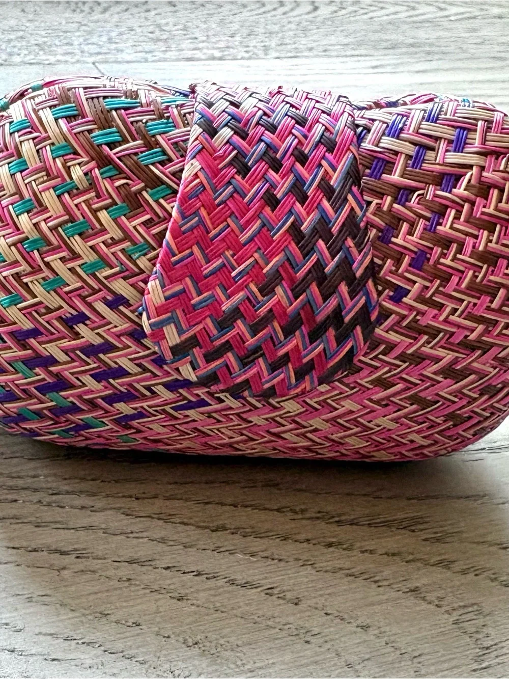 NWOT Mini Bag Woven Multicolor with Gold Chain